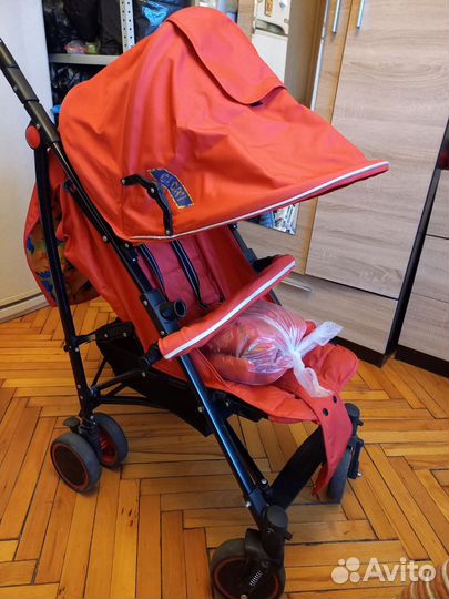 Коляска детская легкая в отличном состоянии
