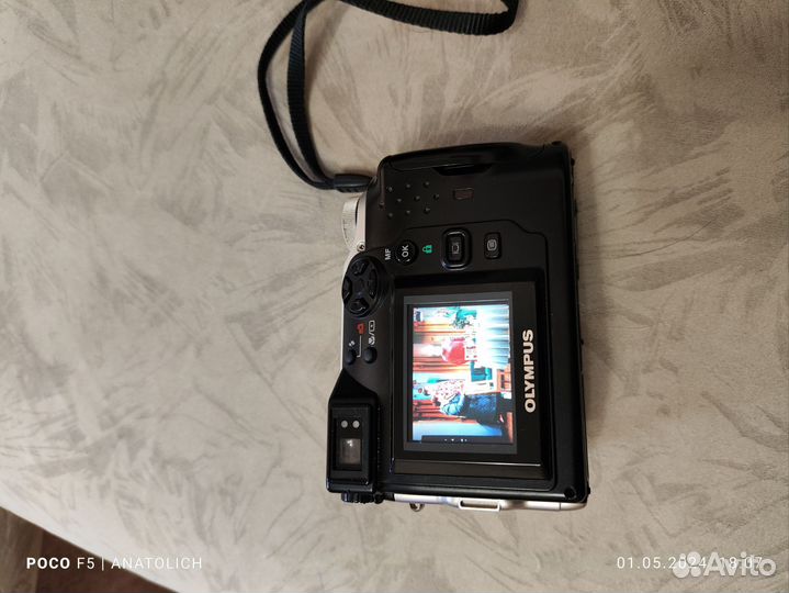 Цифровой фотоаппарат Olympus