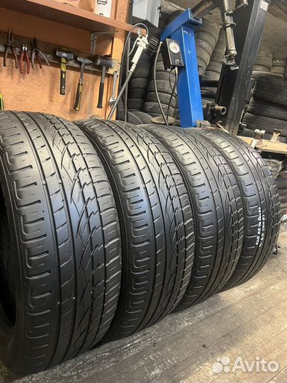 Continental CrossContact UHP E 235/55 R19 105V