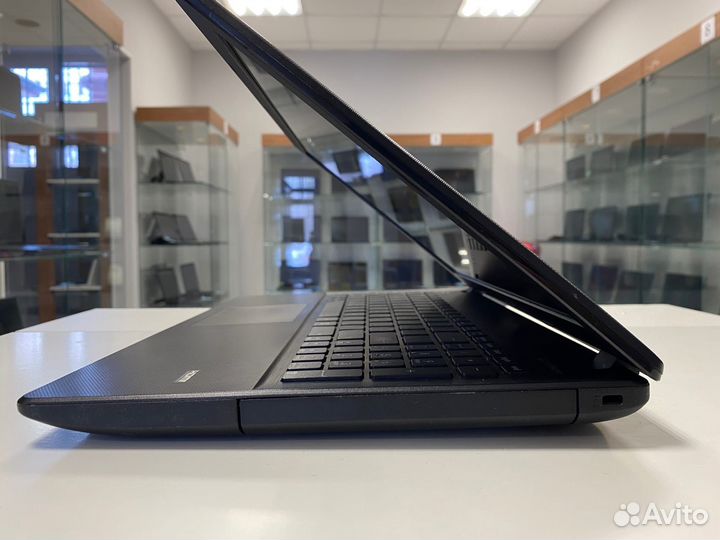 Ноутбук Asus 15.6