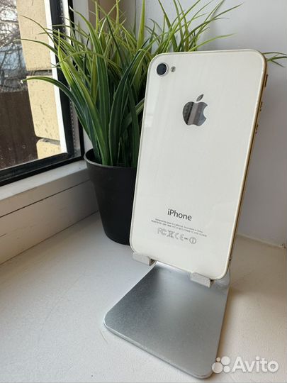 iPhone 4, 8 ГБ
