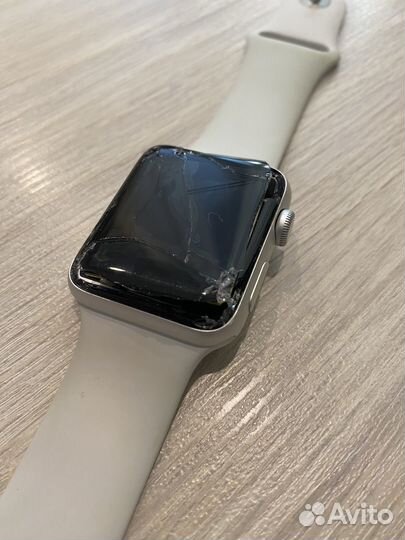 Часы apple watch 3 42mm на запчасти