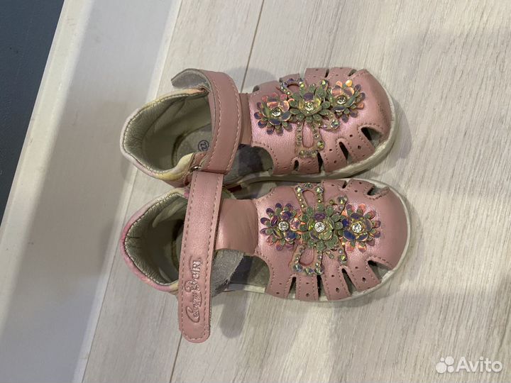 Босоножки детские