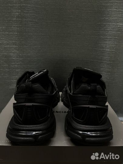 Balenciaga track 2 41 - 45