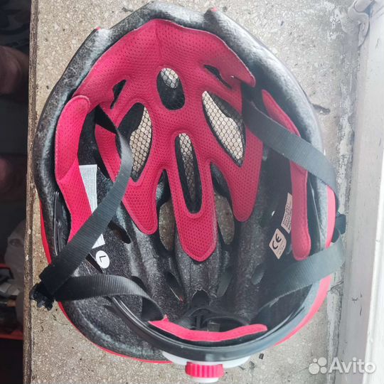 Велошлем взрослый