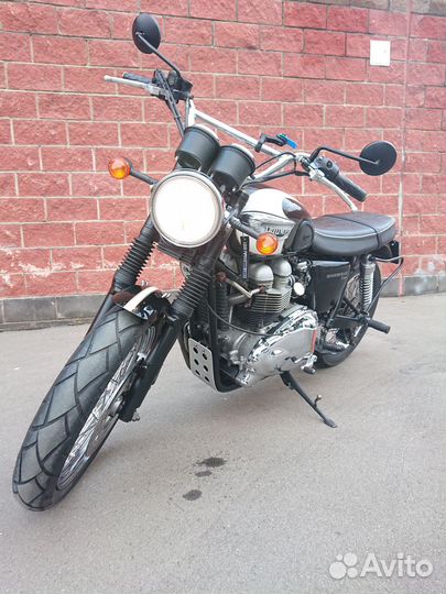 Triumph Bonneville T100