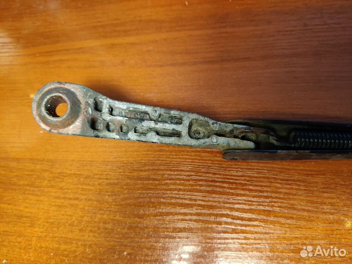 Поводки дворников Renault Symbol