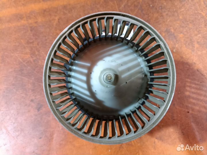 Мотор печки Nissan Serena C25