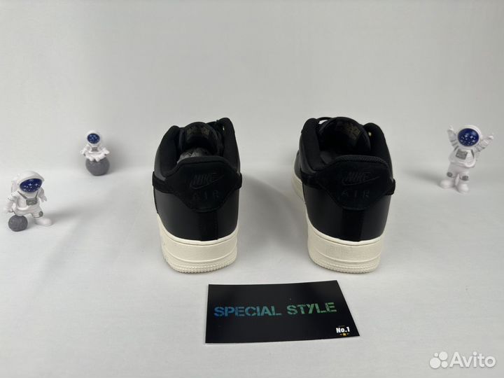 Nike Air Force 1 Premium Black Pack