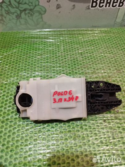 Ручка двери наружная Volkswagen Polo