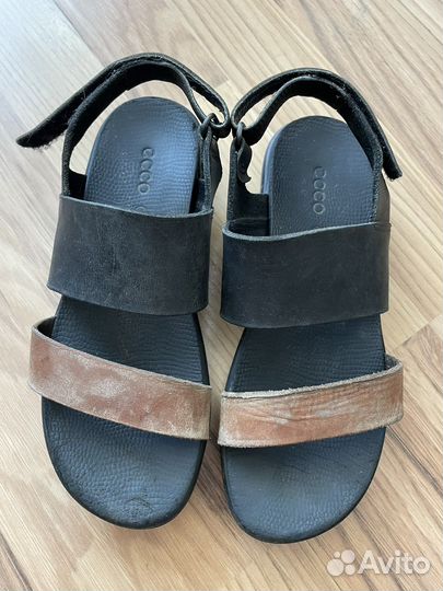 Босоножки для девочки ecco