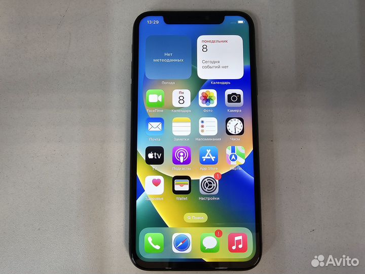 iPhone X, 64 ГБ
