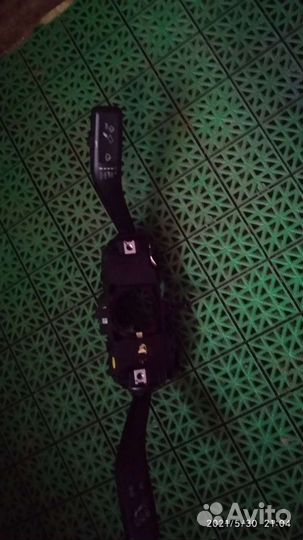 Под рулевой переключатель для skoda rapid