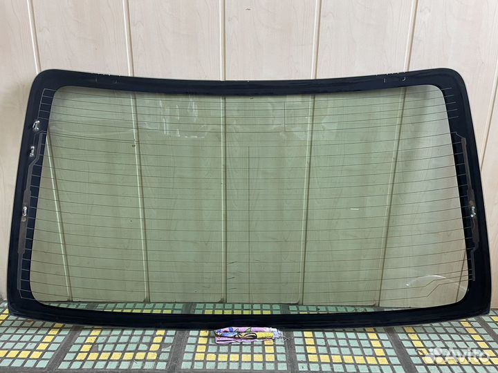 Стекло заднее Toyota Corolla Axio NZE-144 2008г