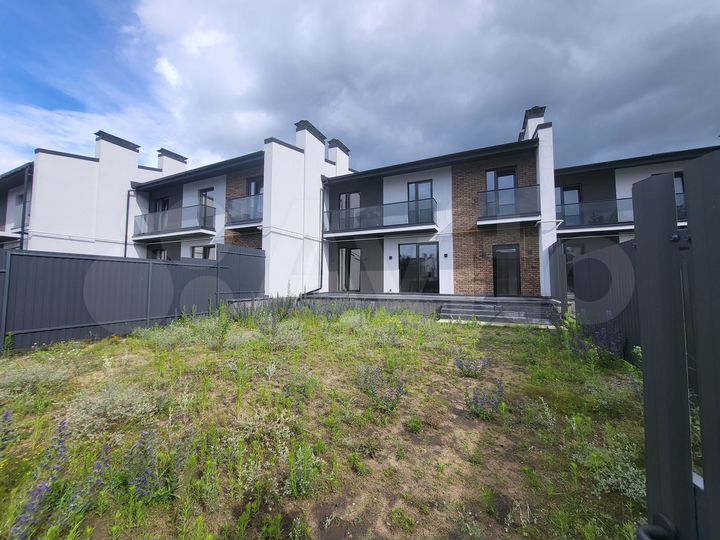 Таунхаус 83 м² на участке 2 сот.