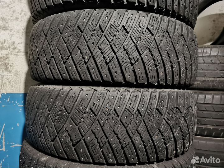 Goodyear Ultragrip Ice Arctic 215/65 R16