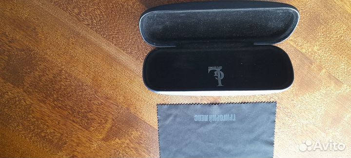 Солнцезащитные очки