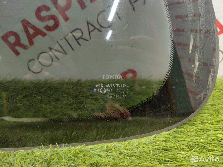 Стекло боковое заднее левое Toyota Corolla Fielder