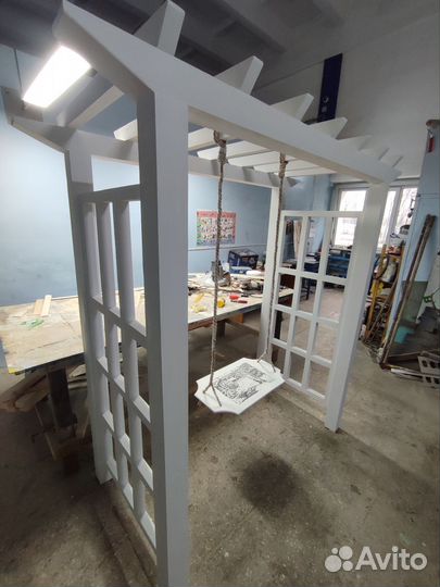 Пергола деревянная садовая