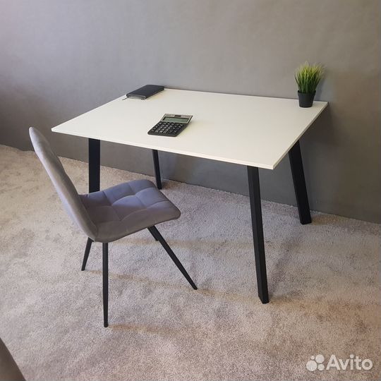 Письменный стол Ник 120*80 см. Черные ножки