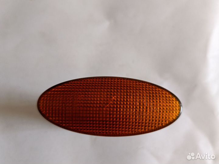 Повторитель на крыло желтый для Opel Vectra B