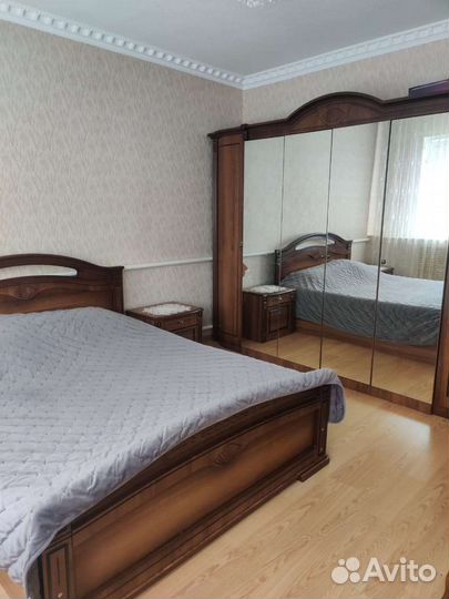 Спальный гарнитур бу