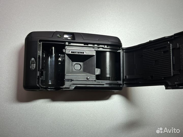 Плёночный фотоаппарат на запчасти