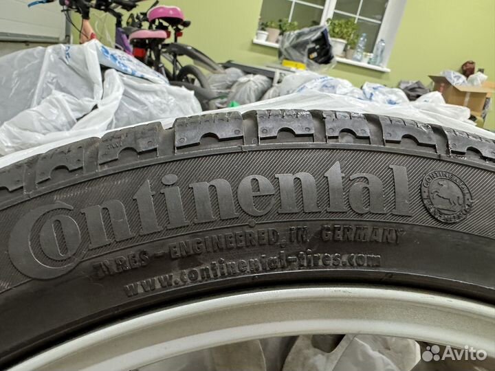 Continental ContiCrossContact Winter 275/40 R22 108