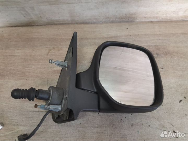 Зеркало правое механическое Citroen Berlingo I рес