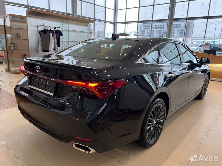 Toyota Avalon 2.5 AT, 2022
