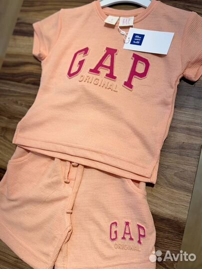 Костюм GAP вафельный на девочку 98,104,110,116