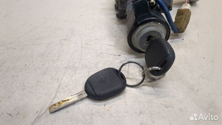 Замок зажигания Lexus RX, 2003