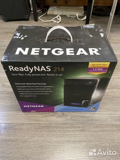 Сетевое хранилище Netgear RN21400-100NES