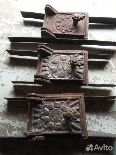 Продается люк прочистной 150х112мм с рисунком