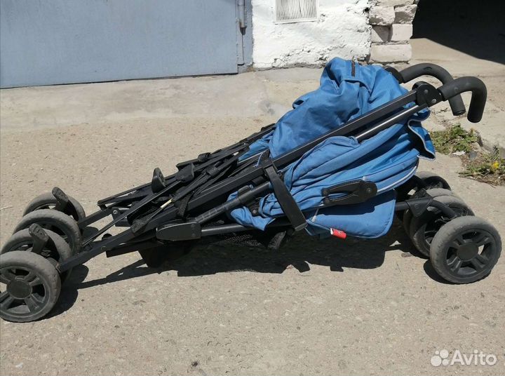 Прогулочная коляска трость