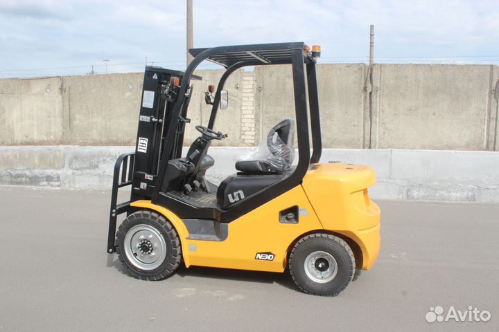 Вилочный погрузчик UN Forklift FG30, 2024