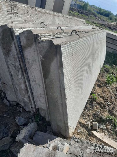 Панель стеновая