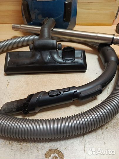 Вакуумный пылесос Tefal TW2711ea нерабочий