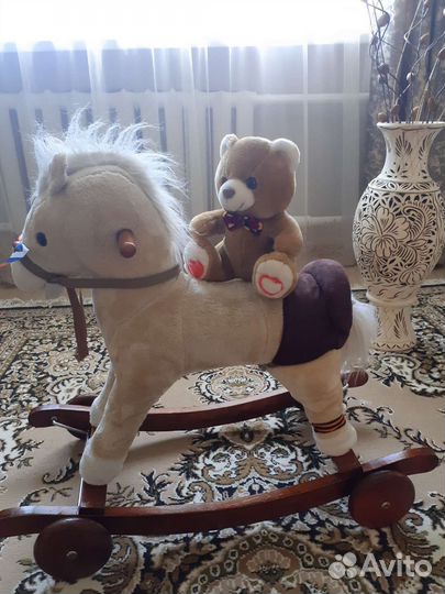 Качалка лошадь