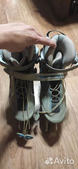 Роликовые коньки