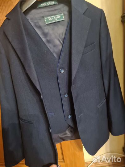 Школьный костюм Van cliff 146 р