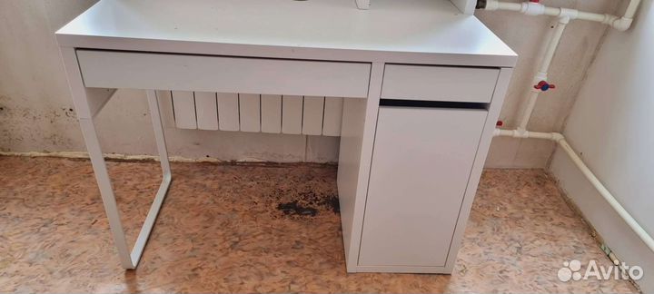 Стол письменный