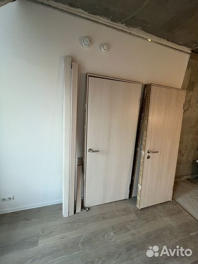 Двери межкомнатные с коробкой от застройщика