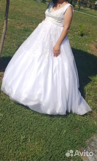 Свадебное платье