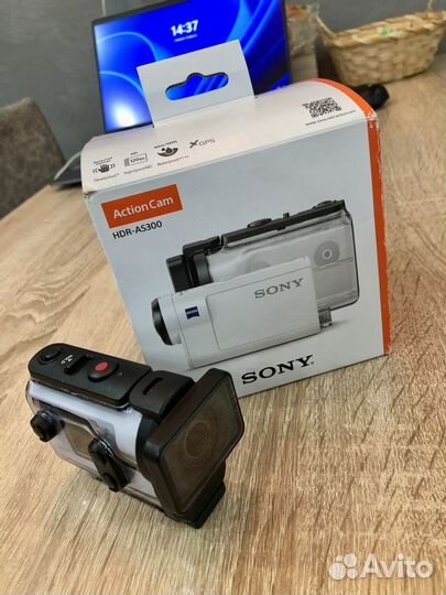 Видеокамера Sony HDR-AS300