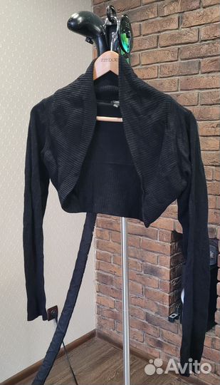 Джемпера и свитера