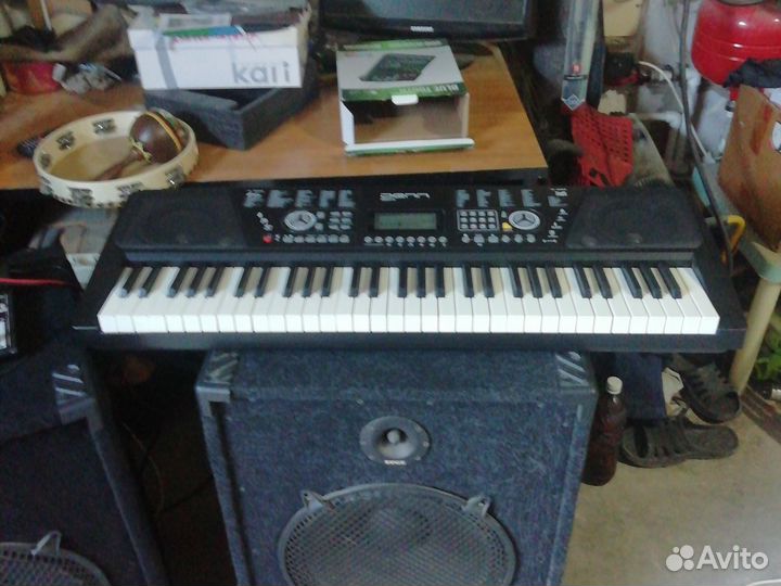 Синтезатор denn dek610