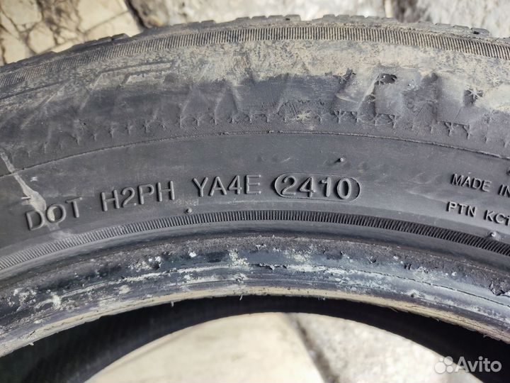 Kumho I'Zen RV Asymmetric 235/55 R18