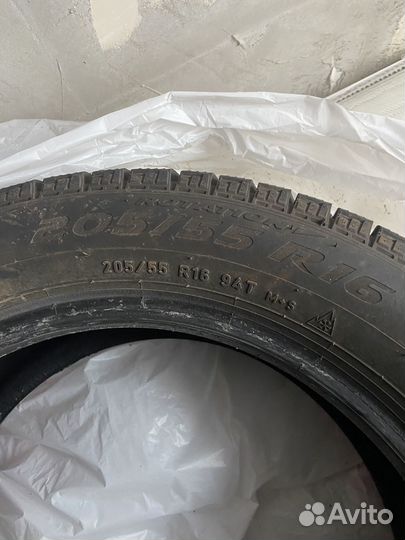 Pirelli Ice Zero FR 205/55 R16