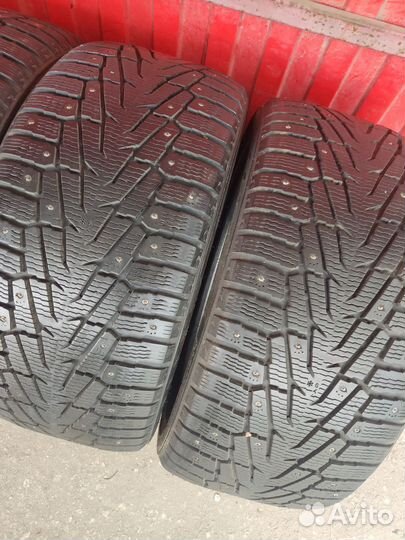 Nokian Tyres Hakkapeliitta 7 SUV 295/40 R21 111T